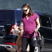 Jennifer Garner takes her daughter Violet Affleck to the dentist | Picture 112708